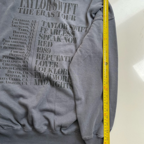 Taylor Swift Eras Tour Crewneck Sweatshirt Official Merch NEW with tag.  Size S - Picture 6 of 8